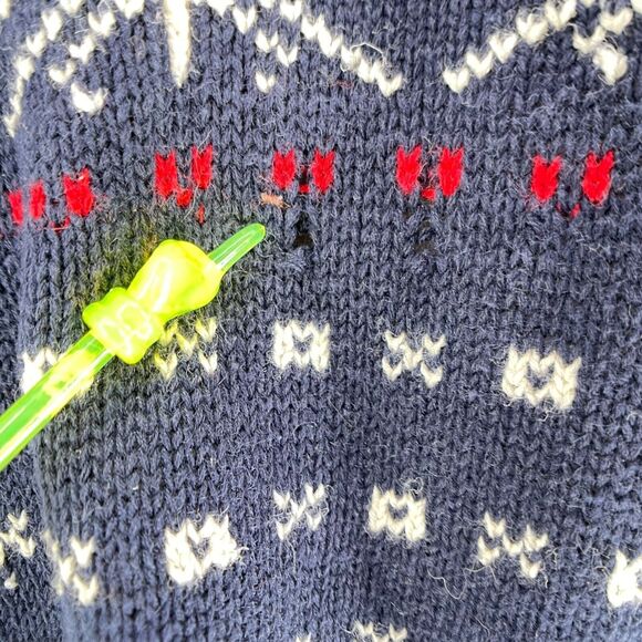 Woolrich Red and Blue Patterned Cardigan - Picture 10 of 10